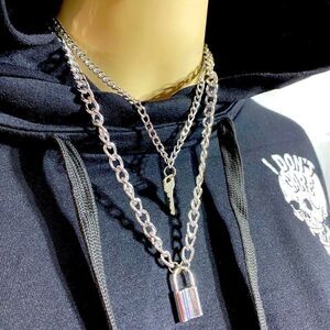 Multi Layering Silver Curb Chain Key & Lock Charming Necklace